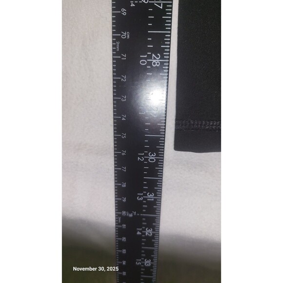 Old Navy Active Slim Boot Cut extra high rise leggings Black NWOT - Picture 5 of 6